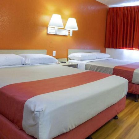 Phoenix Inn Eksteriør billede