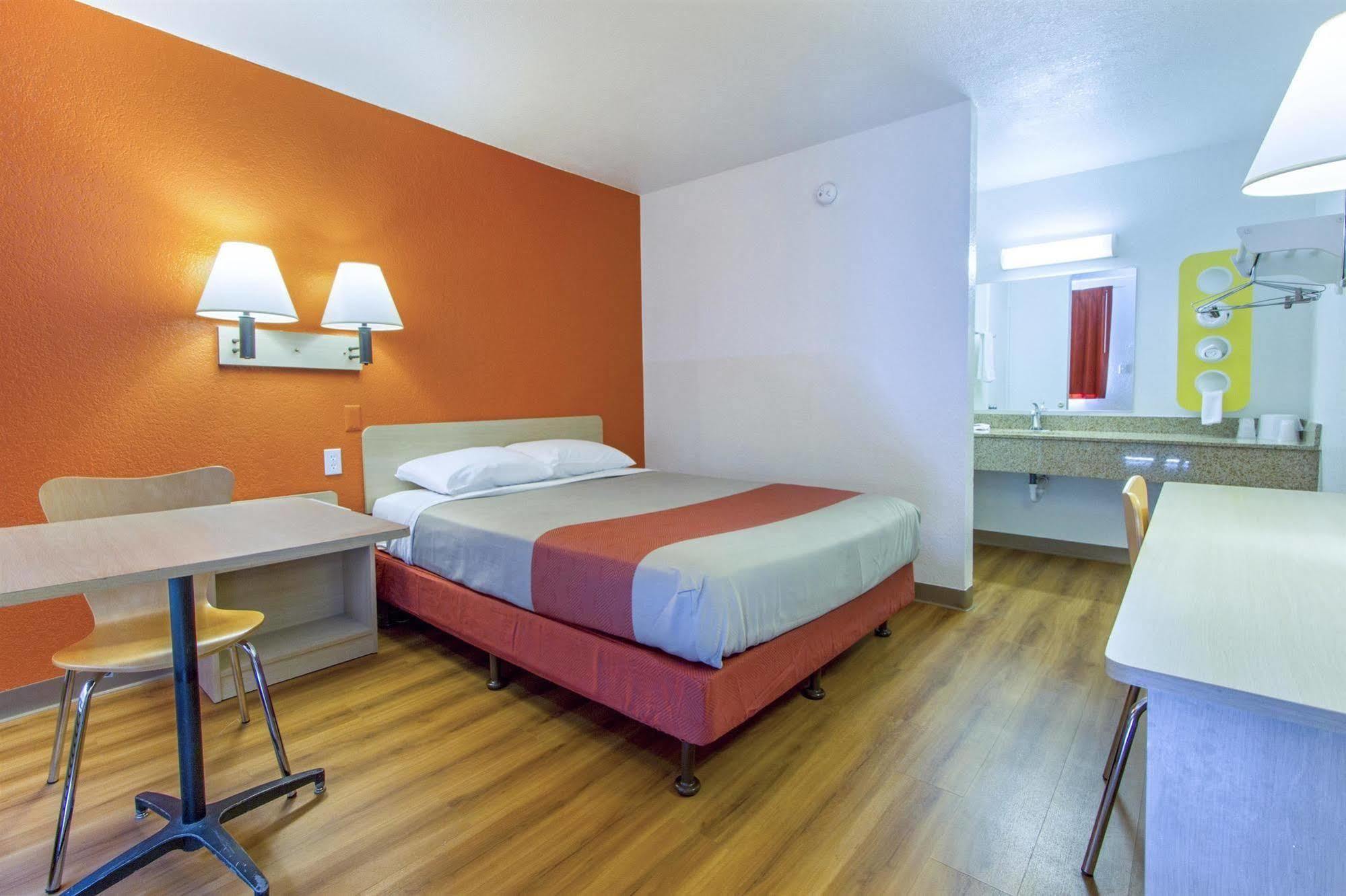 Phoenix Inn Eksteriør billede